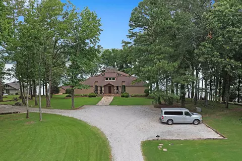 Exterior - 160 Roberts Bear Creek Rd, Iuka, MS 38852 photo 2 of 9