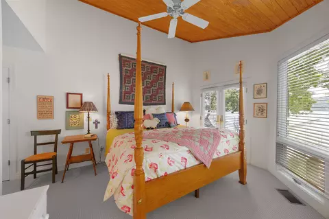 Bedroom - 160 Roberts Bear Creek Rd, Iuka, MS 38852 photo 3 of 8