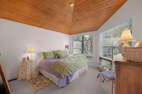 Bedroom - 160 Roberts Bear Creek Rd, Iuka, MS 38852 photo 1 of 8