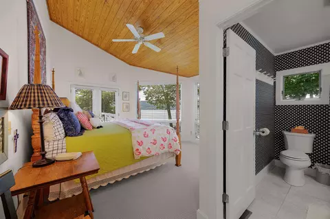 Bedroom - 160 Roberts Bear Creek Rd, Iuka, MS 38852 photo 2 of 8