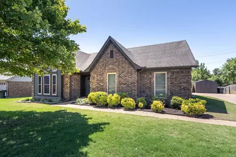6345 Grassy Point Cv, Bartlett, TN 38135