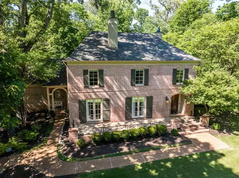 7726 Chapel Creek Pkwy N, Cordova, TN 38016