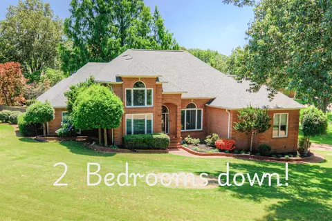 8749 Somerset Dr, Germantown, TN 38138