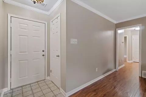 Entry Way - 6975 Daneman Dr, Memphis, TN 38133 photo 2 of 3
