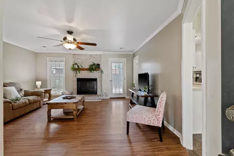 Entry Way - 6975 Daneman Dr, Memphis, TN 38133 photo 1 of 3