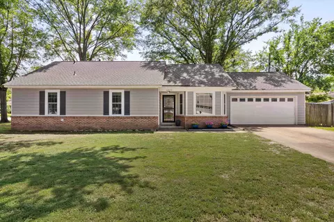 6975 Daneman Dr, Memphis, TN 38133