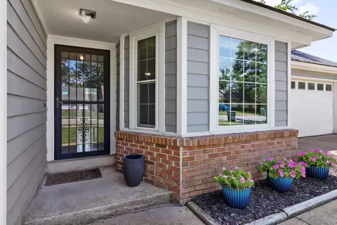 Exterior - 6975 Daneman Dr, Memphis, TN 38133 photo 3 of 6