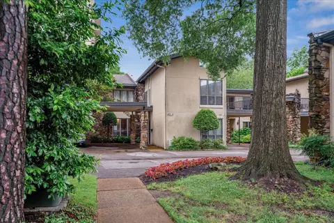 451 S Perkins Rd #451-3, Memphis, TN 38117