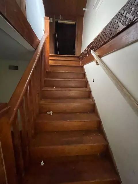 Entry Way - 1727 Osborn Dr, Memphis, TN 38127 photo 1 of 2