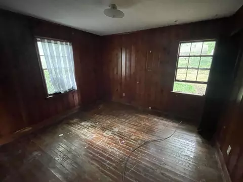 Bedroom - 1727 Osborn Dr, Memphis, TN 38127 photo 3 of 3