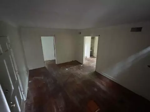 Living - 1727 Osborn Dr, Memphis, TN 38127 photo 1 of 2