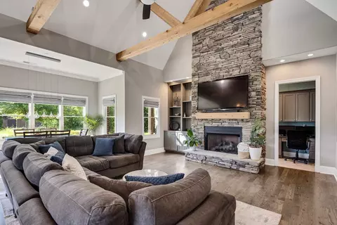 35 Spruce Valley Ln, Piperton, TN 38017