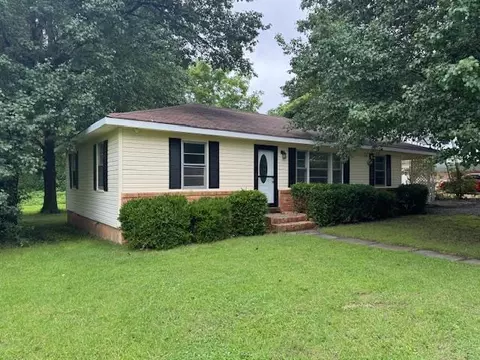 145 Cross Ave, Whiteville, TN 38075