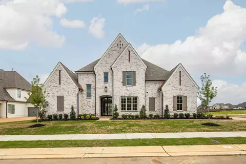 602 Cedar Shadows Cir W, Collierville, TN 38017