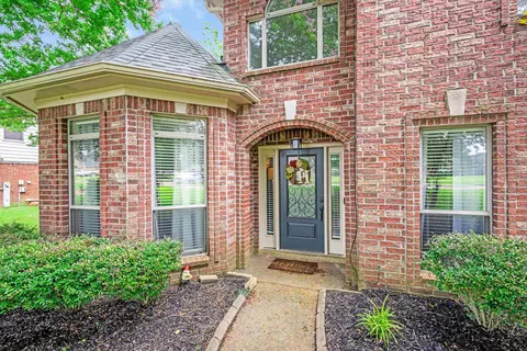 8461 Wolf Pine Ln, Bartlett, TN 38133