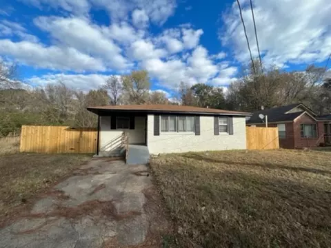 858 Eyers Ave, Memphis, TN 38109