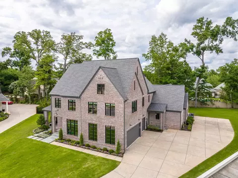 3016 Chapel Woods Cv, Germantown, TN 38139