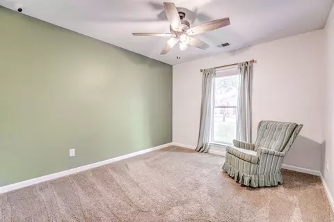 Bedroom - 6353 Thistle Point Cv, Bartlett, TN 38135 photo 4 of 6