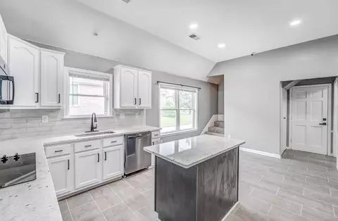 Kitchen - 6353 Thistle Point Cv, Bartlett, TN 38135 photo 1 of 5
