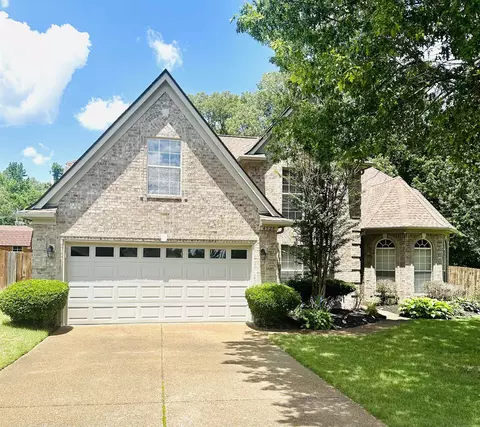 4528 Queen Sinclair Cir, Millington, TN 38053