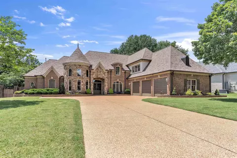 1075 Summer Springs Rd, Collierville, TN 38017