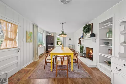 Dining - 5283 Cole Rd, Memphis, TN 38120 photo 3 of 4
