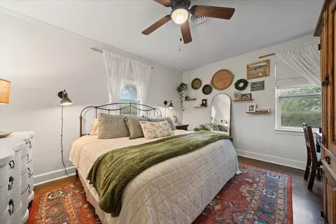 Bedroom - 5283 Cole Rd, Memphis, TN 38120 photo 3 of 3