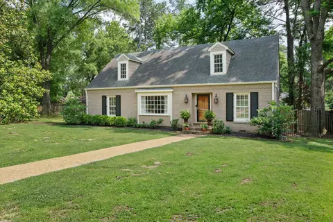 5265 S Angela Dr, Memphis, TN 38120
