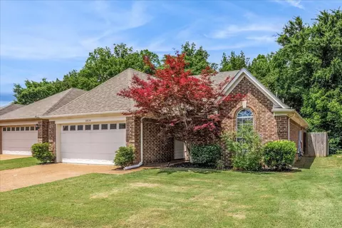 6838 Garmin Ln, Cordova, TN 38018