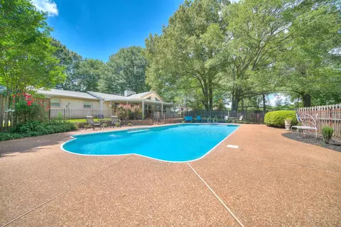 11825 Hwy 194 Hwy, Oakland, TN 38060