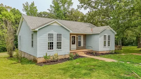 1633 Hardin Graveyard Rd, Adamsville, TN 38310