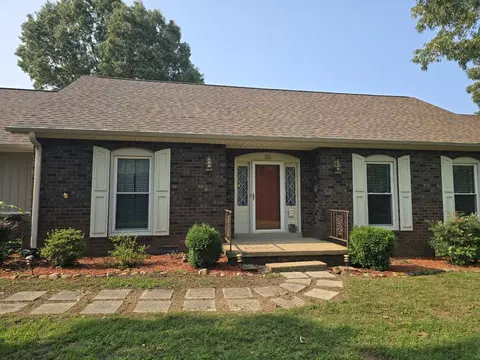 55 Hillcrest Ln, Lexington, TN 38351