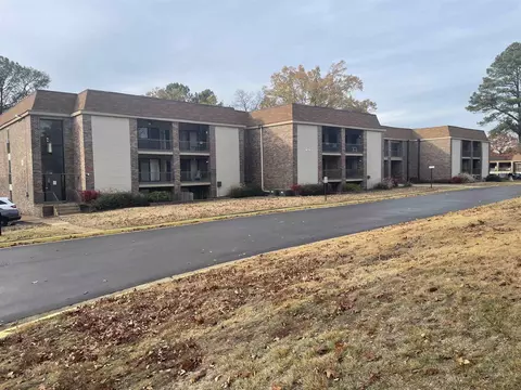 1859 Poplar Woods Cir #308, Germantown, TN 38138