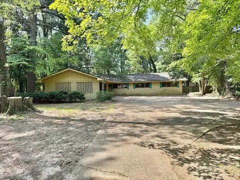 5429 Normandy Rd, Memphis, TN 38120