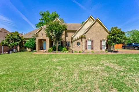 4123 Swan Hill Dr, Lakeland, TN 38002
