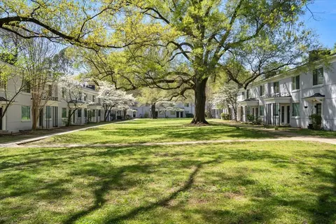 585 E Parkway Pkwy S #5, Memphis, TN 38104