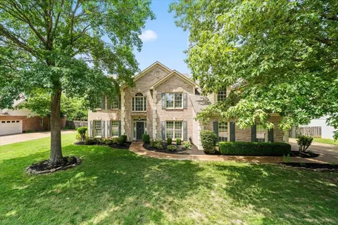 1776 Dymoke Dr, Collierville, TN 38017