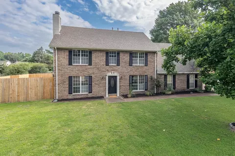 3305 Summerdale Dr, Bartlett, TN 38133