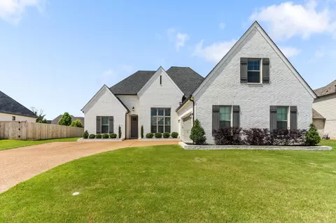 9709 Woodland Brook Ln S, Cordova, TN 38018