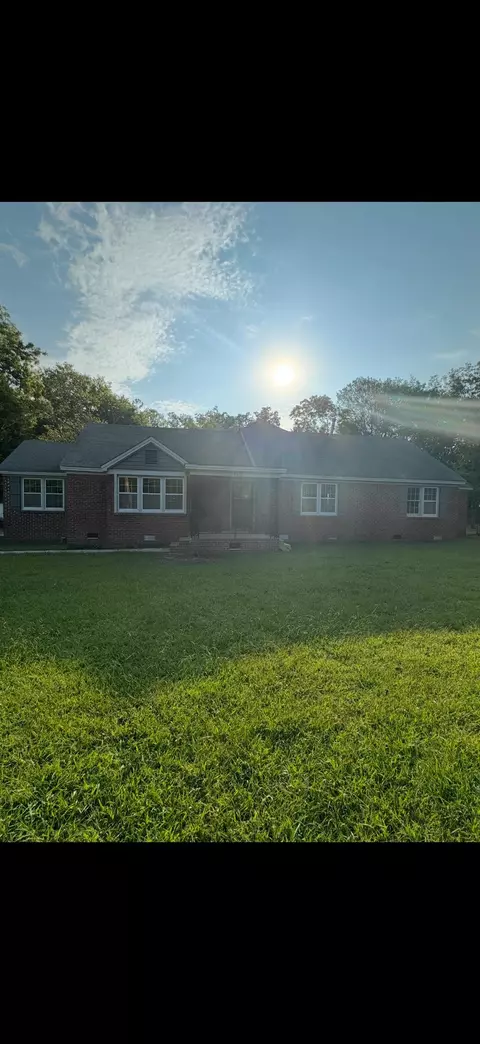 412 S Somerville St, Somerville, TN 38068