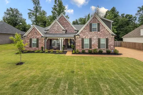 35 Misty Meadow Ln, Oakland, TN 38060