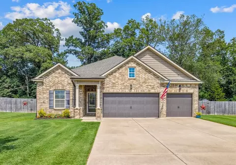 345 Beau Tisdale Dr, Oakland, TN 38060