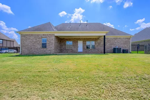 Exterior - 8898 Mt Hill Dr, Lakeland, TN 38002 photo 4 of 6