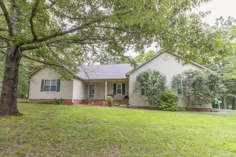 77 Timber Cv, Selmer, TN 38375