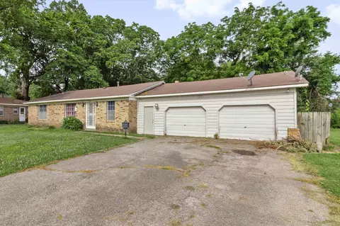 663 Moss Rd, Memphis, TN 38117