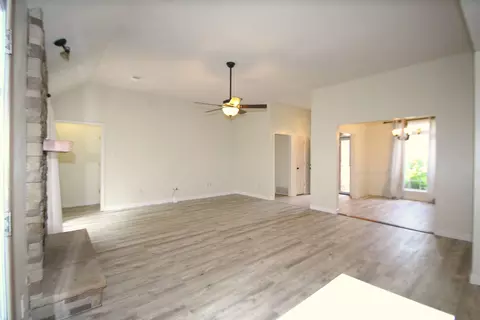 70 Country Forest Dr, Oakland, TN 38060