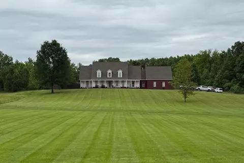 3766 N Charles Bartlett Rd, Millington, TN 38053
