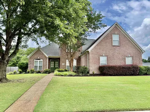 6632 W Thriveaway Cv, Bartlett, TN 38135