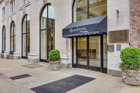 127 Madison Ave #602, Memphis, TN 38103