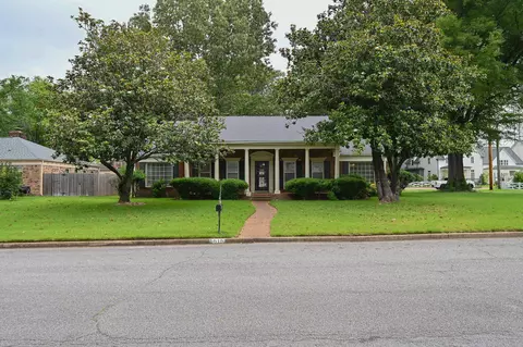 6616 Sulgrave Dr, Memphis, TN 38119